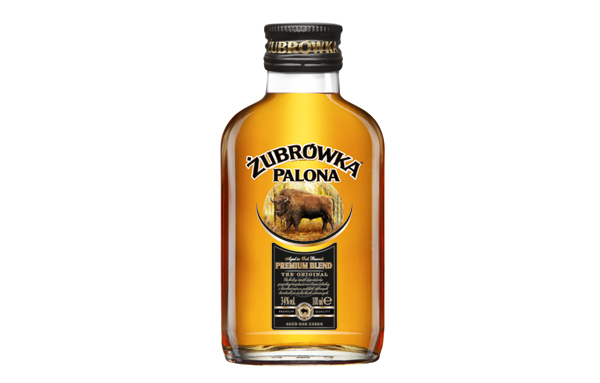 La vodka Zubrowka Palona est vieillie en fût de chêne